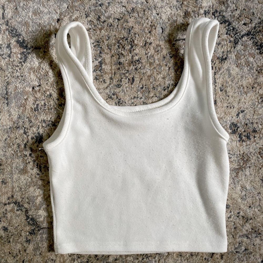White cropped tank top